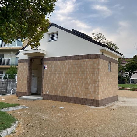 ザミッキーカールトン井尻102 Apartment Shiobaru Екстериор снимка